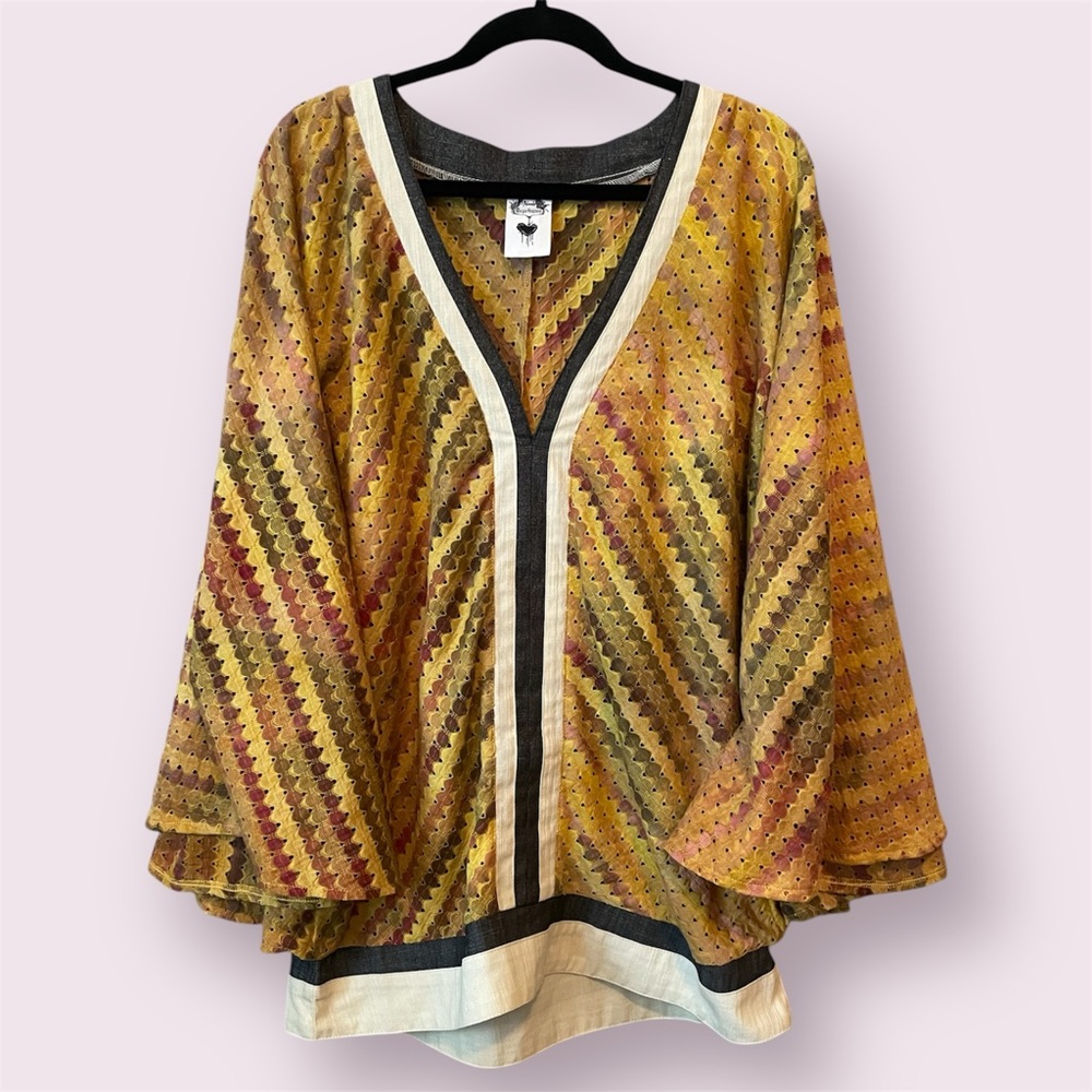 Nuvula: Poncho Cape Yellow Wing Sleeve Tunic | Size L (fits like a size medium)